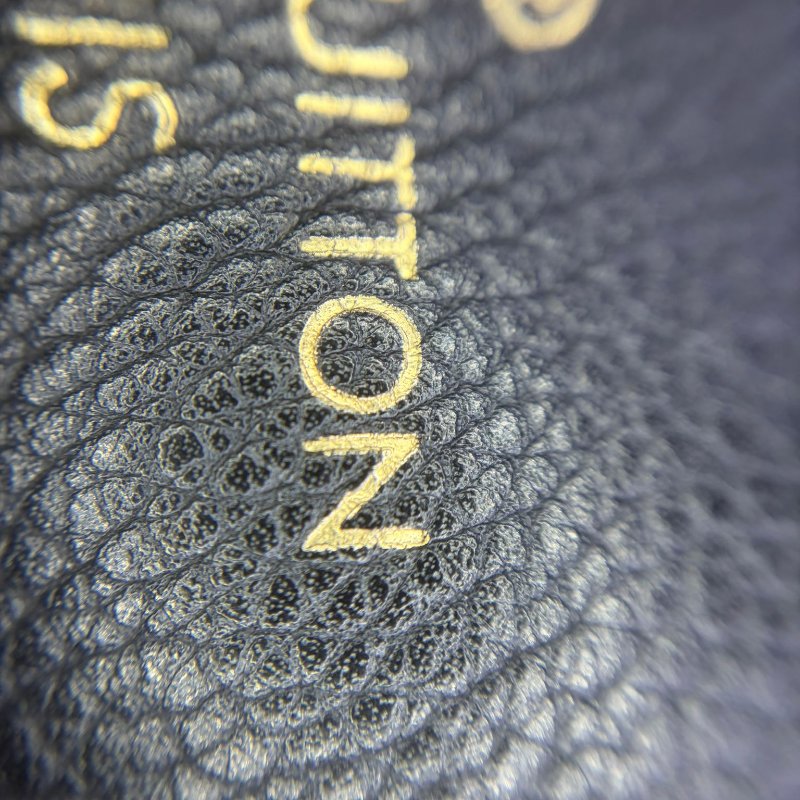 Louis Vuitton On My Side 全粒面牛皮手提包-4