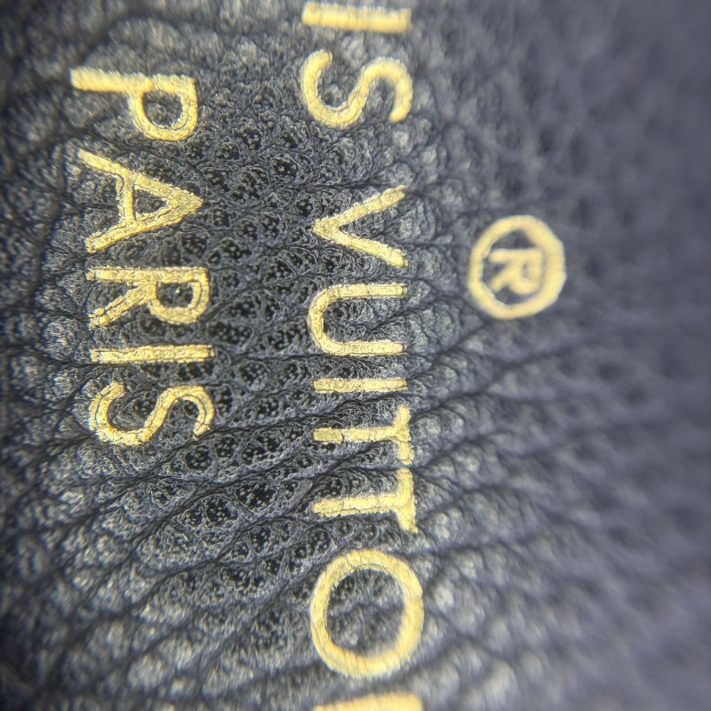 Louis Vuitton On My Side 全粒面牛皮手提包-5