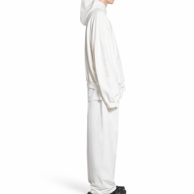 Balenciaga 男女同款 衝浪者連帽衛衣2 3碼模特身高：190CM，穿著4碼。-5