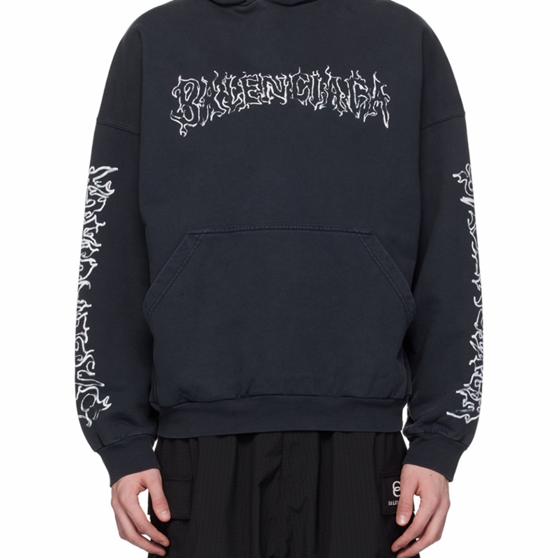 Balenciaga 男女同款 徽標連帽衛衣1 2 3碼模特身高 190 CM，所穿尺碼 4碼-4