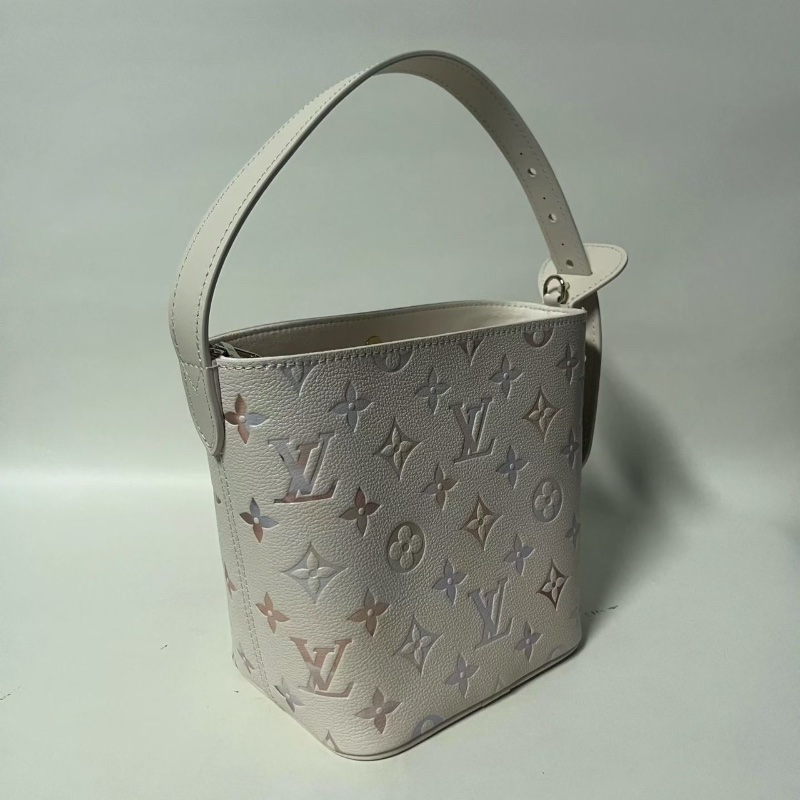 Lv夢幻紫漸變All in BB水桶包芯片 牛皮18*16*12  全新配件齊全-3