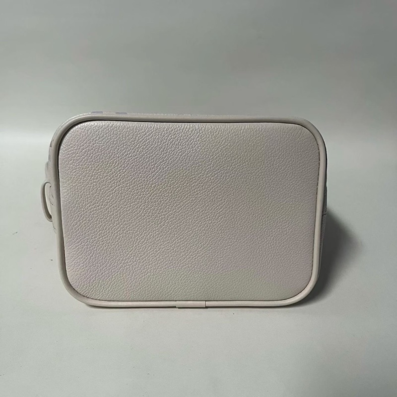 Lv夢幻紫漸變All in BB水桶包芯片 牛皮18*16*12  全新配件齊全-6