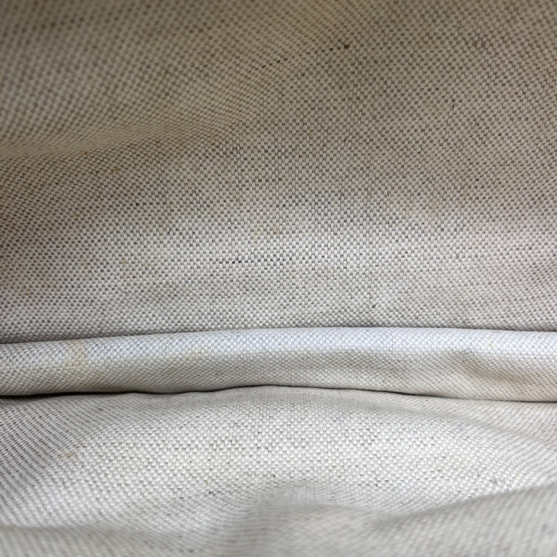 GUCCI 黑色荔枝紋中號鑽扣酒神鏈條包 尺寸28*17-8