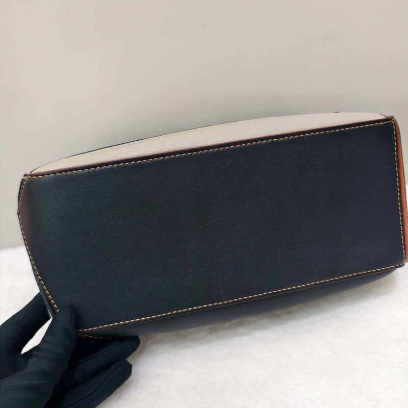 羅意威/Loewe puzzle 黑白拼燕麥色幾何包小號-2