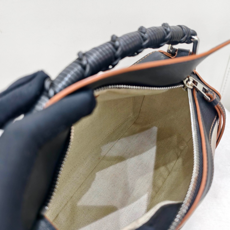 羅意威/Loewe puzzle 黑白拼燕麥色幾何包小號-4