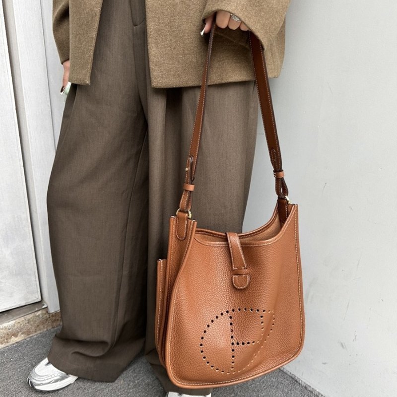 【現貨】Hermes Evelyne 29 金棕/金釦-4