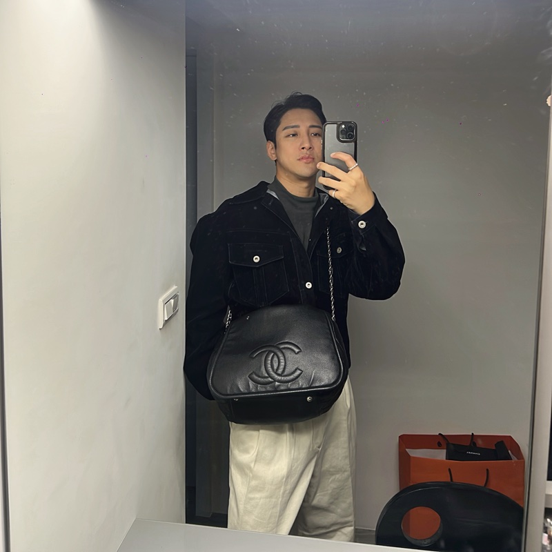 Chanel 荔枝皮銀鏈機場包 🛫超時髦 #收藏價58800 最好看的黑銀配色 男女都合適 新款專櫃破20萬➕ 配件:原廠塵套-8