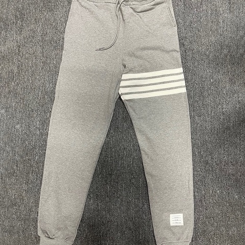 Thom Browne 男女同款 經典條紋運動褲0 1 2 3 4 5