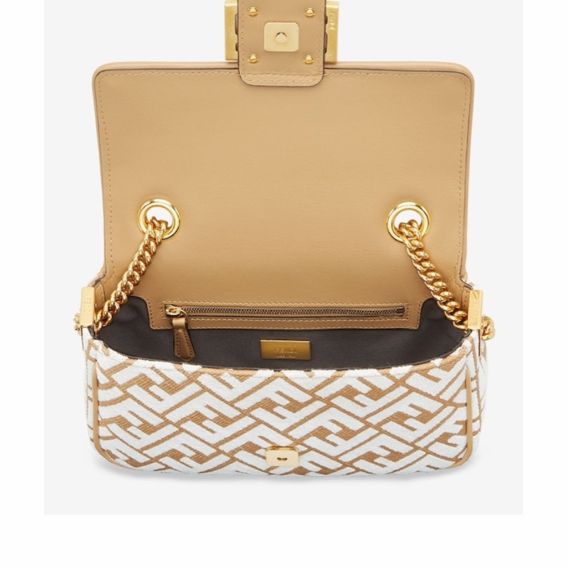 Fendi 女士 標誌性 Baguette 中號單肩包均碼碼中號、24cm*7cm*14.5cm-3