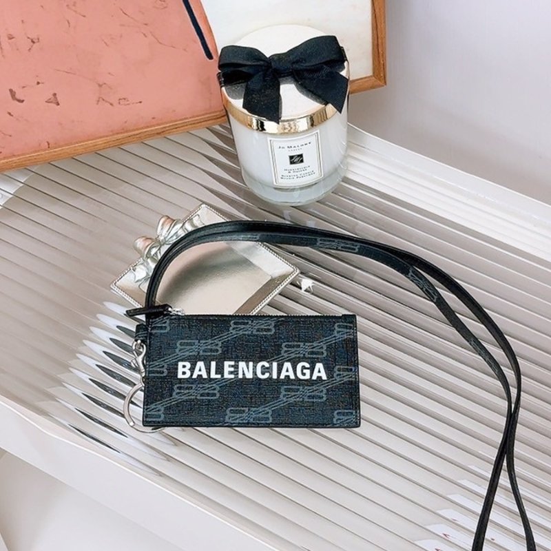 【現貨】BALENCIAGA 巴黎世家 掛脖證件套-5