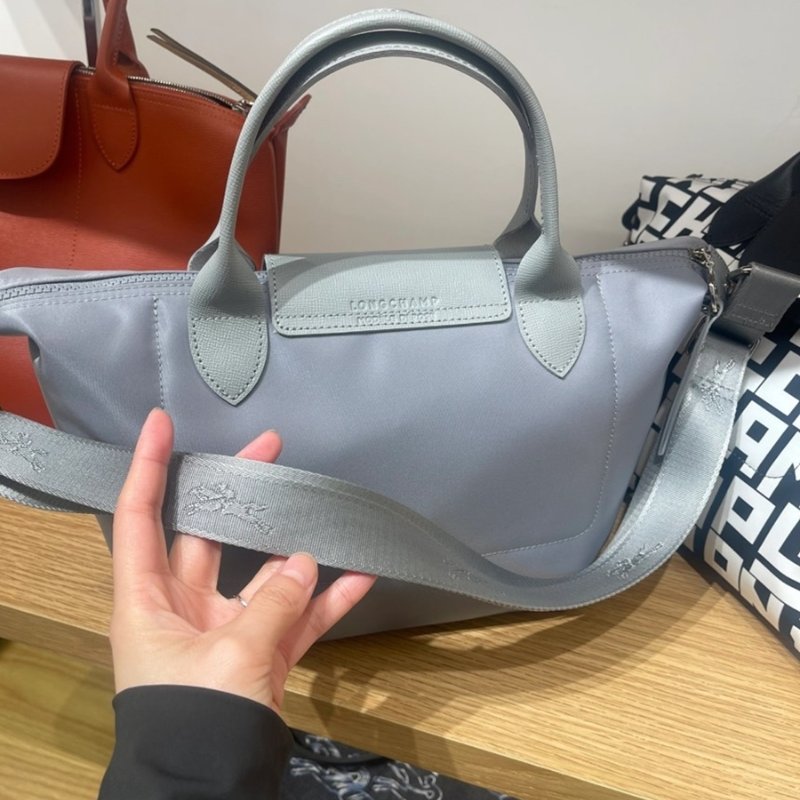 【現貨】Longchamp 加厚尼龍短柄手提包 藍灰色 S號-3