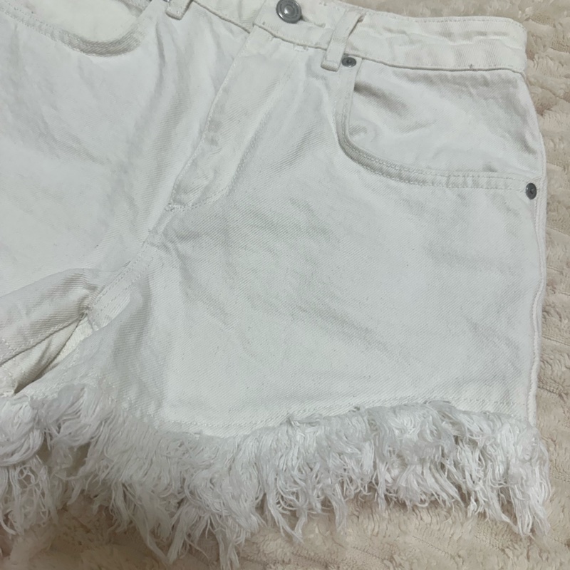 二手正品allsaints白色牛仔外套短褲-4