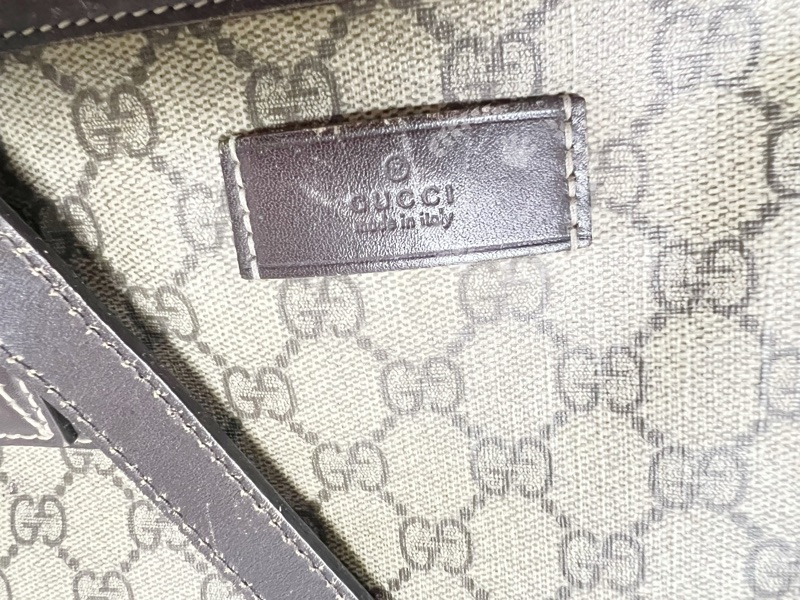 ~~趴趴小舖~~正品Gucci211137經典防水PVC肩背包／托特包-19