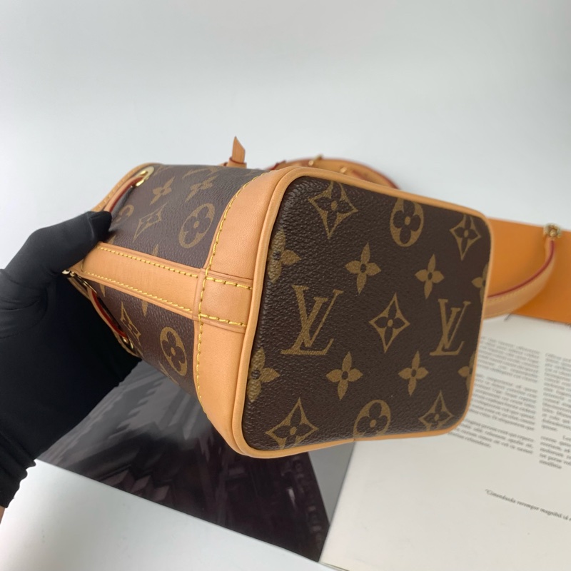 LV新款水桶包 色澤很新❤️-3