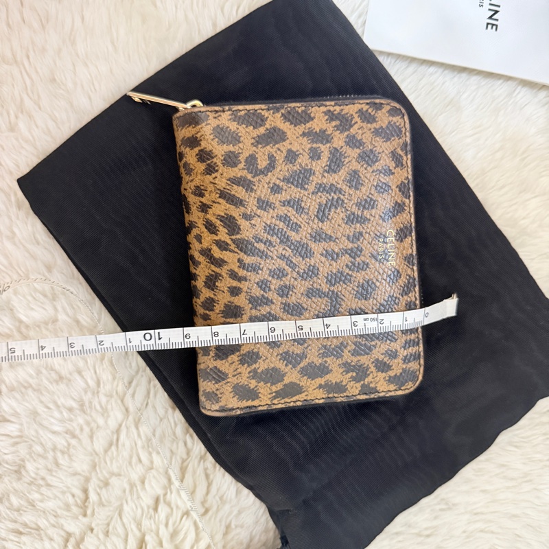 celine 棕色 零錢包 拉鏈短夾 中夾 容量好用的皮夾 豹紋招財錢包-6
