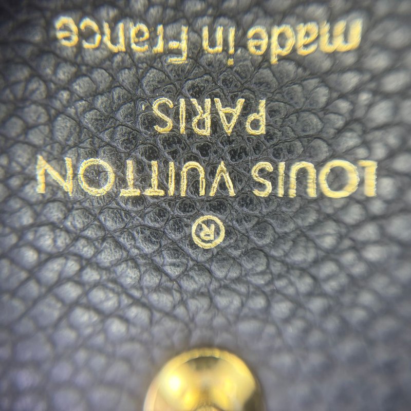 Louis Vuitton Sarah 壓紋長款皮夾-3