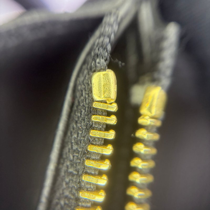 Louis Vuitton Sarah 壓紋長款皮夾-16