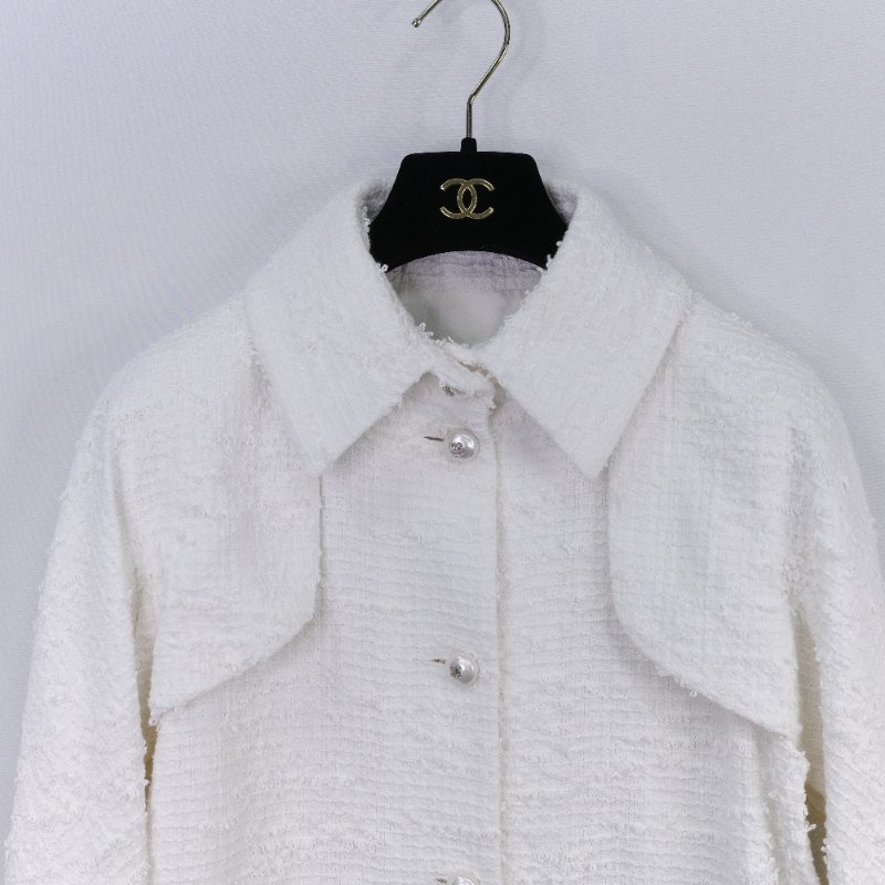 Chanel 香奈兒 25P 白色斜紋軟呢 珍珠扣風衣外套-2