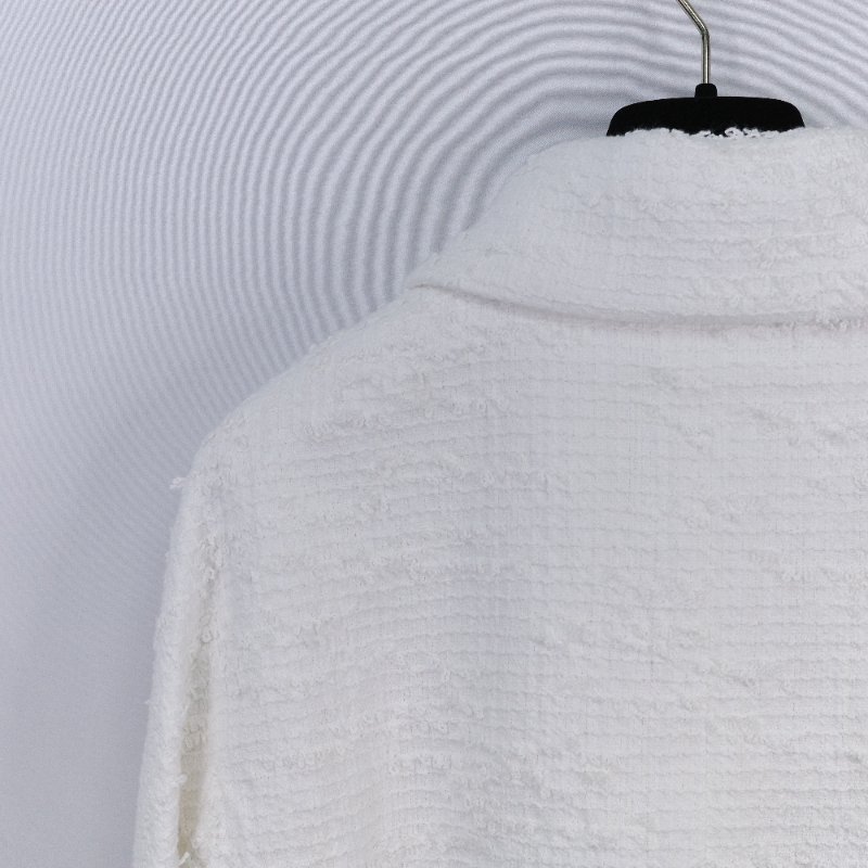 Chanel 香奈兒 25P 白色斜紋軟呢 珍珠扣風衣外套-4