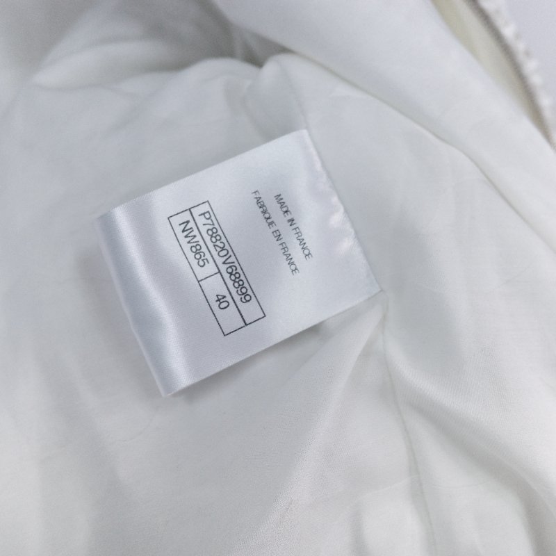 Chanel 香奈兒 立體花卉水晶裝飾 白色斜紋 軟呢外套-15