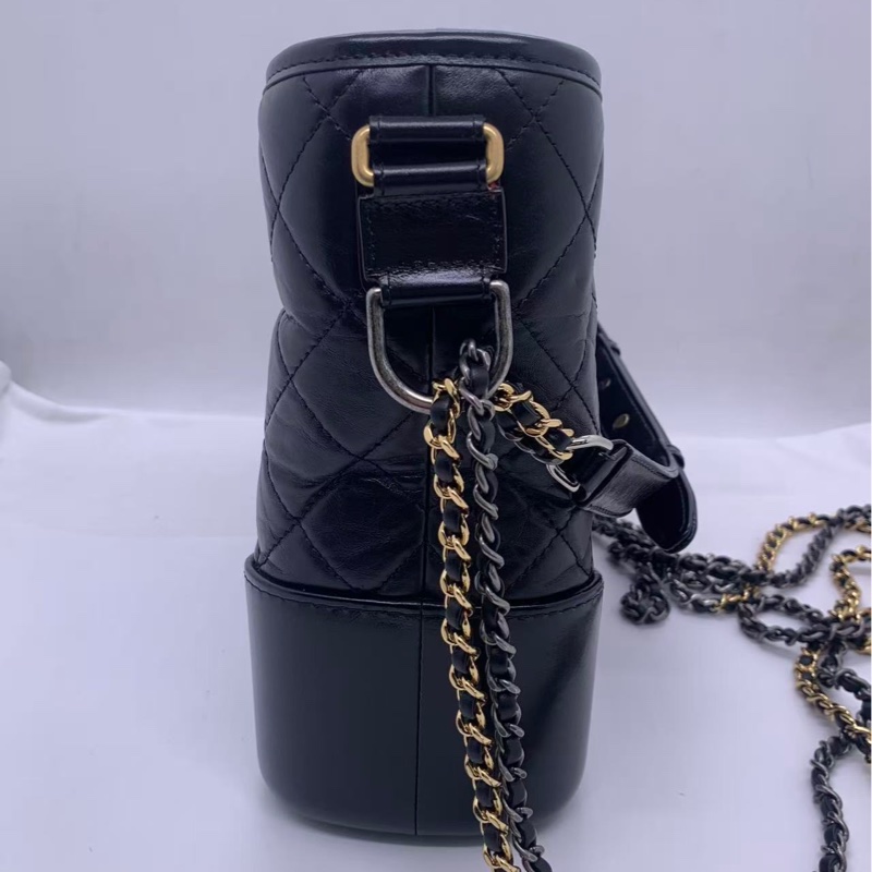 Chanel香奈兒流浪包中號黑色鏈條包，鐳射26開-11