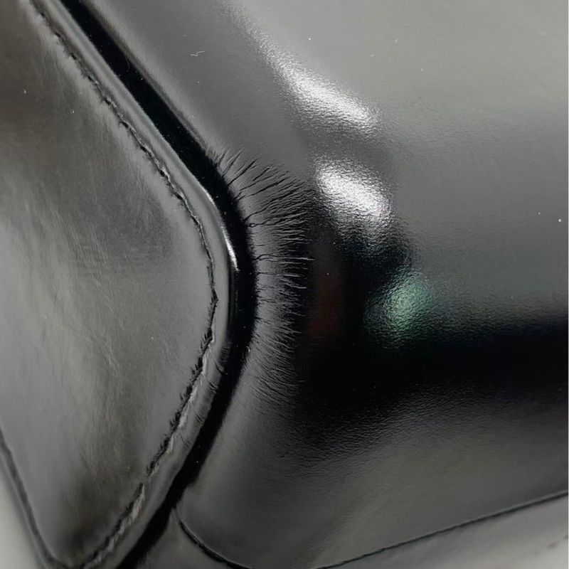 Chanel香奈兒流浪包中號黑色鏈條包，鐳射26開-16