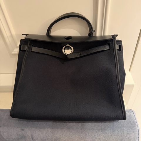 Hermes her bag