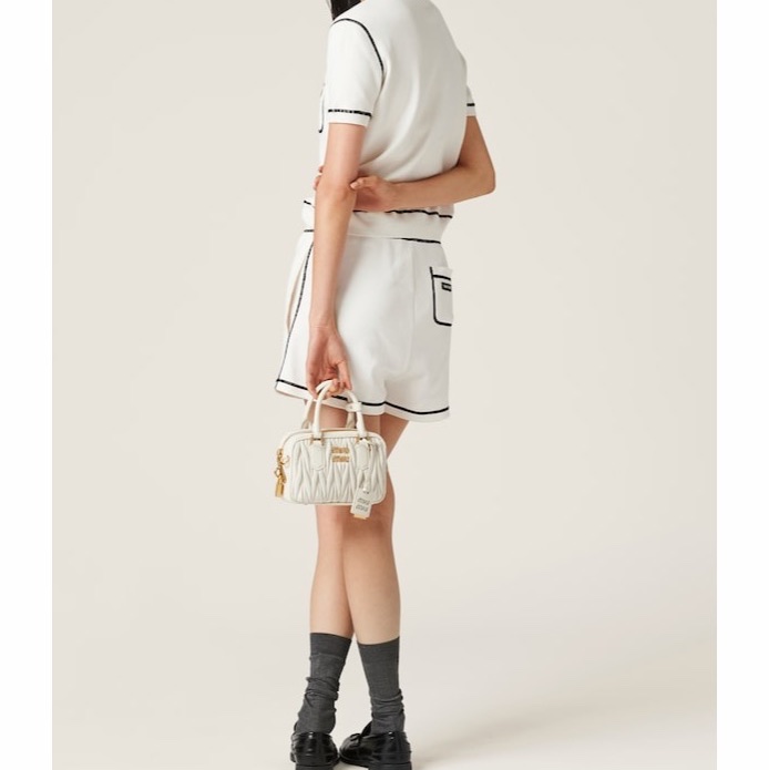 Miu Miu 女士 徽標短褲IT-36 IT-38 IT-40碼-5