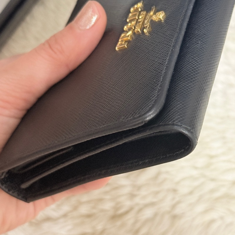 超級甜售🫨不錯的88新✨prada黑色防刮牛皮三折短夾 三折錢包 中夾 有零錢袋-14