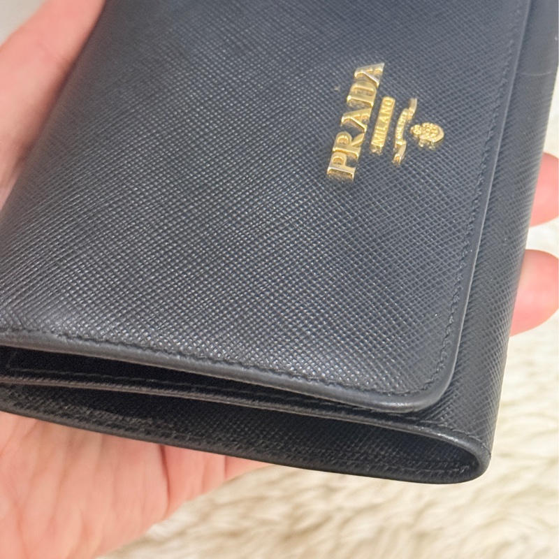 超級甜售🫨不錯的88新✨prada黑色防刮牛皮三折短夾 三折錢包 中夾 有零錢袋-23