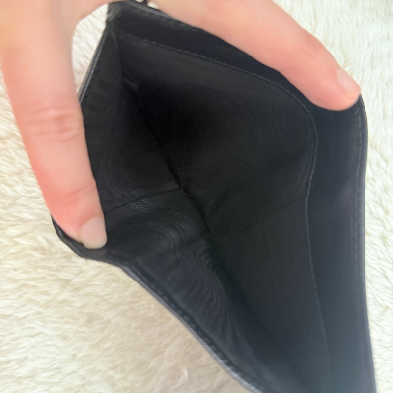 超級甜售🫨不錯的88新✨prada黑色防刮牛皮三折短夾 三折錢包 中夾 有零錢袋-41