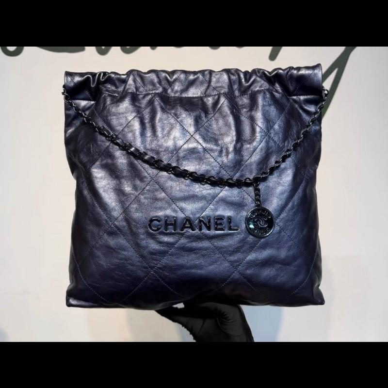 Chanel 22bag 中size
油蠟牛皮深 藍色-1