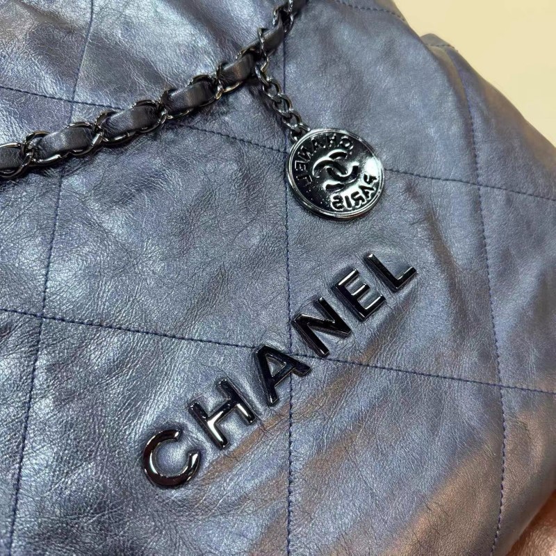 Chanel 22bag 中size
油蠟牛皮深 藍色-7