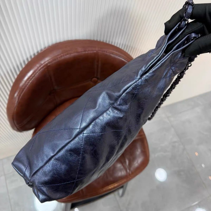 Chanel 22bag 中size
油蠟牛皮深 藍色-14