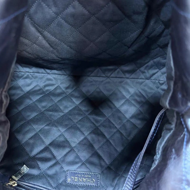 Chanel 22bag 中size
油蠟牛皮深 藍色-21