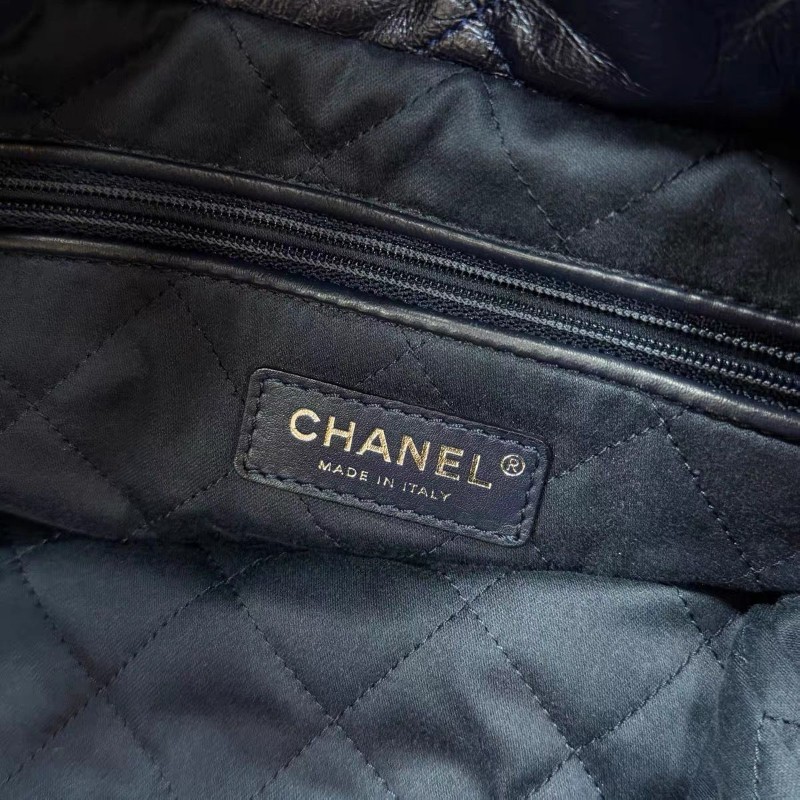 Chanel 22bag 中size
油蠟牛皮深 藍色-24