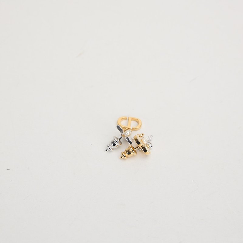 二手Dior Petit CD Lucky Charms小蜜蜂耳環-1