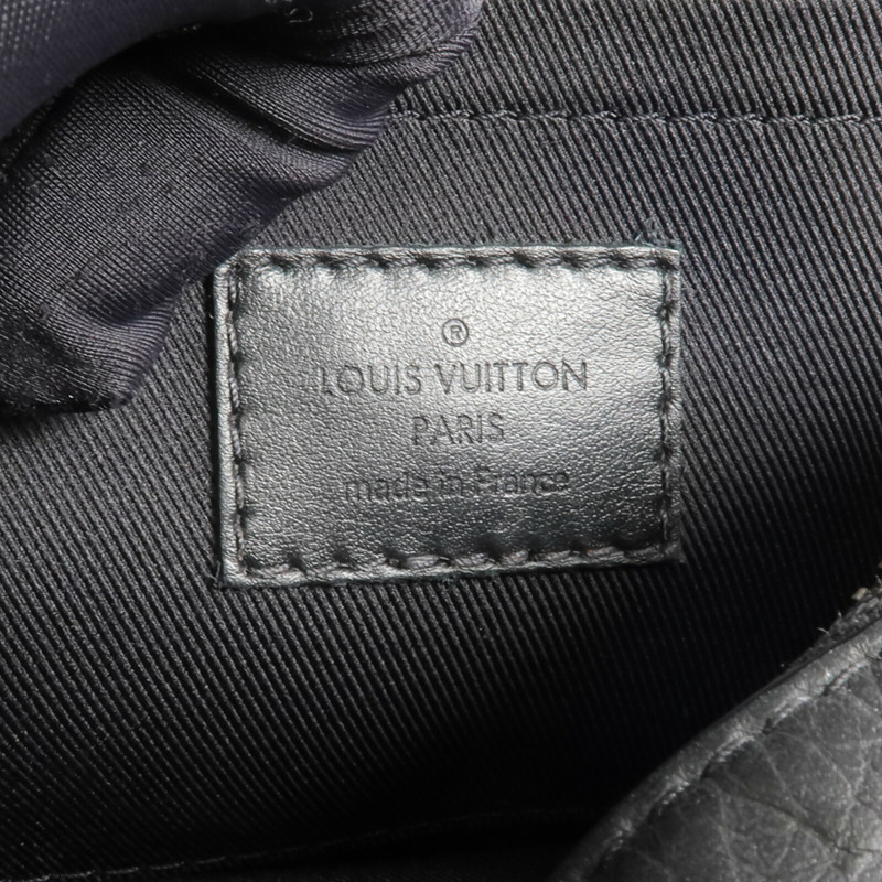 LOUIS VUITTON Monogram Taurillon Mini Soft Trunk肩背袋-11