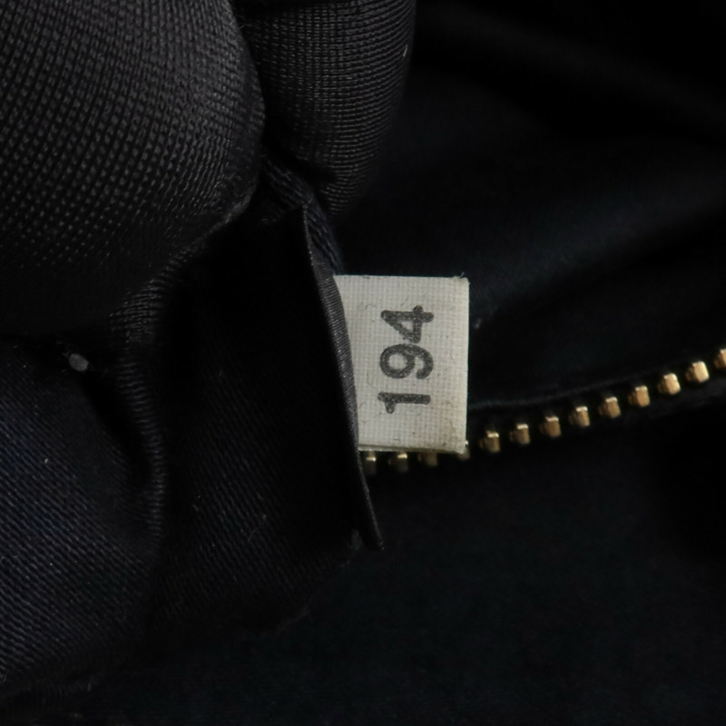 Miu Miu 牛皮皮革2 Way Shoulder金扣手挽肩背兩用袋-18