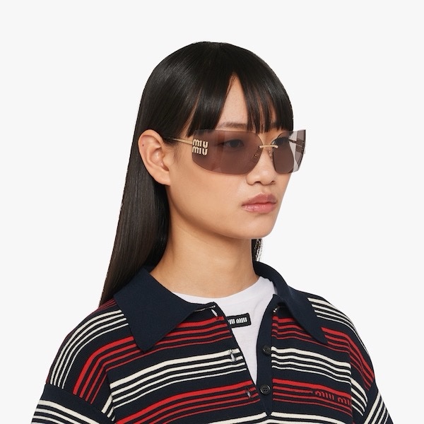 Miu Miu 女士 徽標太陽鏡80 均碼碼橋寬: 1.4cm; 鏡腿長: 11cm; 鏡片直徑: 8cm-3