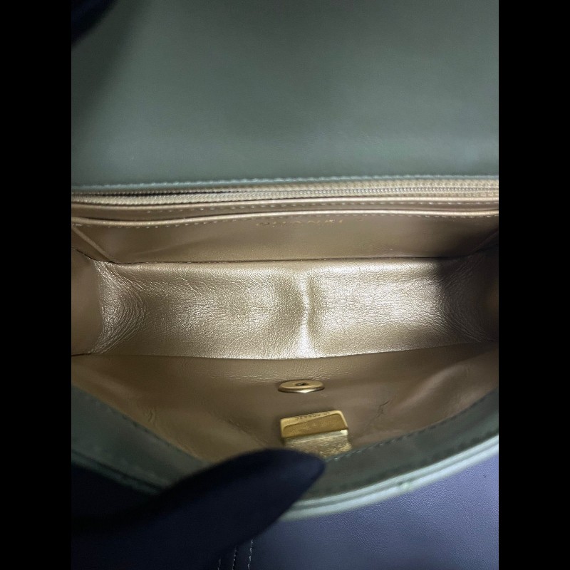 Chanel cf mini 20cm
橄欖綠cf金球大mini-14