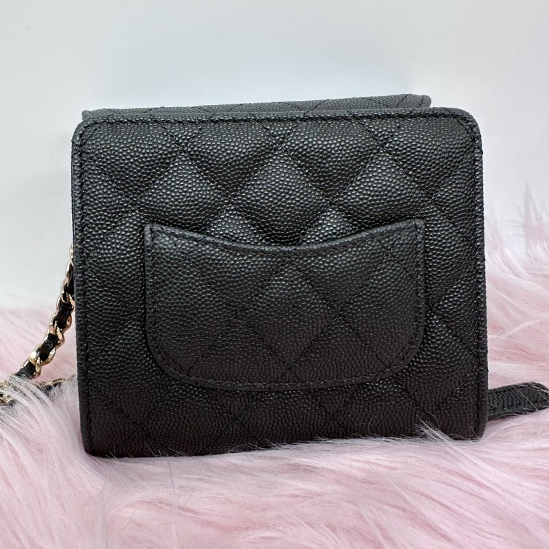 CHANEL 黑色魚子醬銀色雙C LOGO MINI 斜背包#芯片款-1
