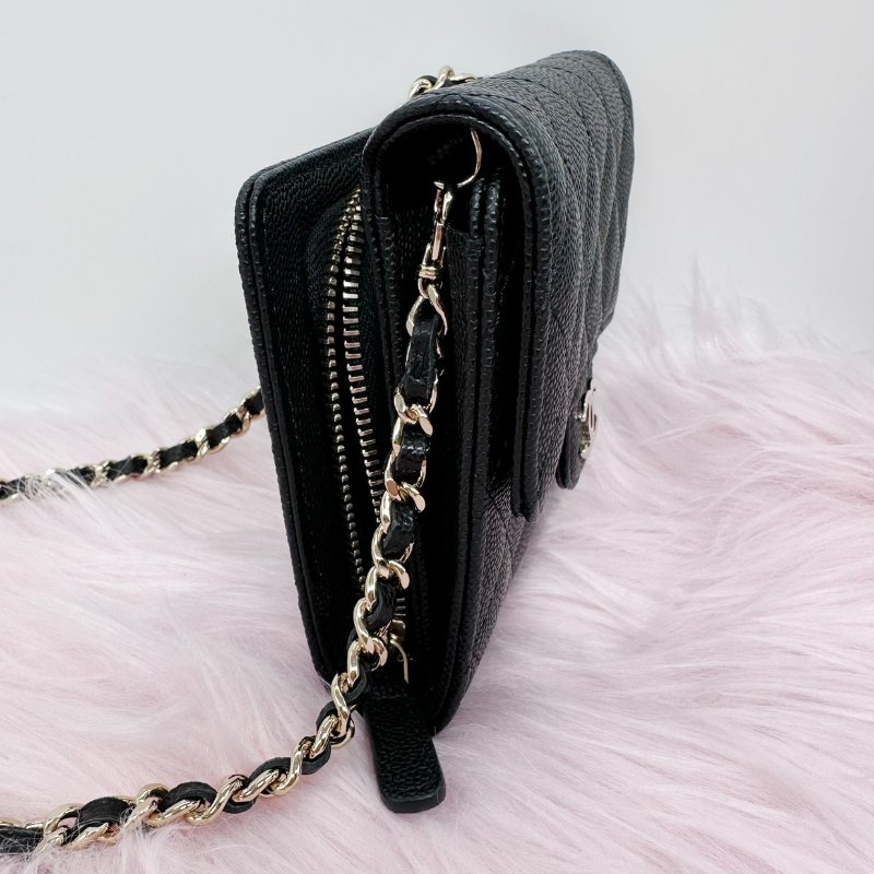 CHANEL 黑色魚子醬銀色雙C LOGO MINI 斜背包#芯片款-2