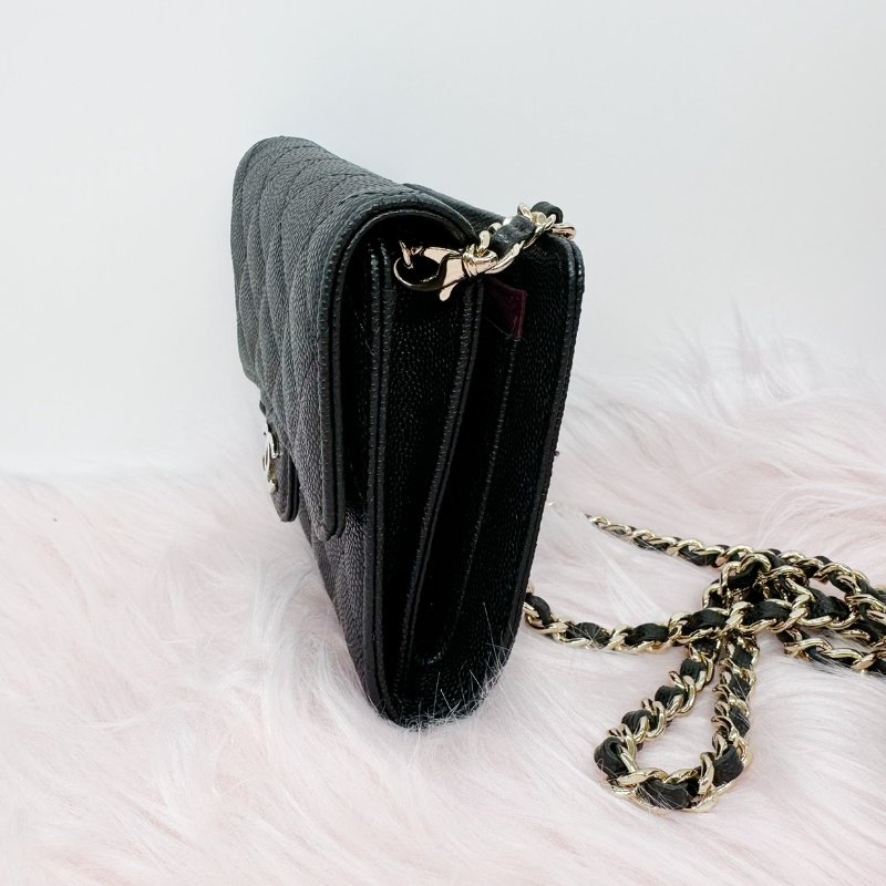 CHANEL 黑色魚子醬銀色雙C LOGO MINI 斜背包#芯片款-9
