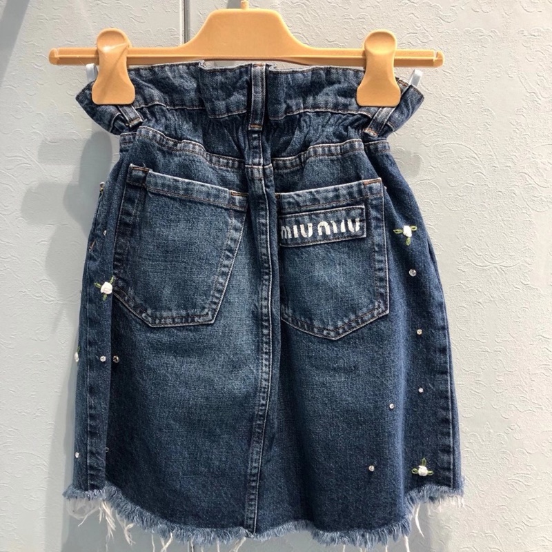 Miu Miu 女士 牛仔半身裙IT-40 IT-42碼-1