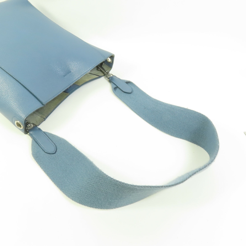 CELINE 牛皮皮革Sangle Bucket Bag銀扣肩背袋-5