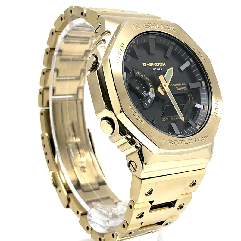 卡西歐 G-SHOCK GM-B2100GD-9A 全金屬金色 IP 太陽能腕錶，配備藍牙、手機連接、雙 LED 照明、八角形設計、橡木指針/數位雙顯。 2023 年 3 月發布。可在 Mikunigaoka 商店購買。-1