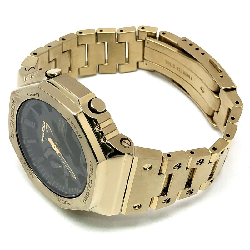 卡西歐 G-SHOCK GM-B2100GD-9A 全金屬金色 IP 太陽能腕錶，配備藍牙、手機連接、雙 LED 照明、八角形設計、橡木指針/數位雙顯。 2023 年 3 月發布。可在 Mikunigaoka 商店購買。-6