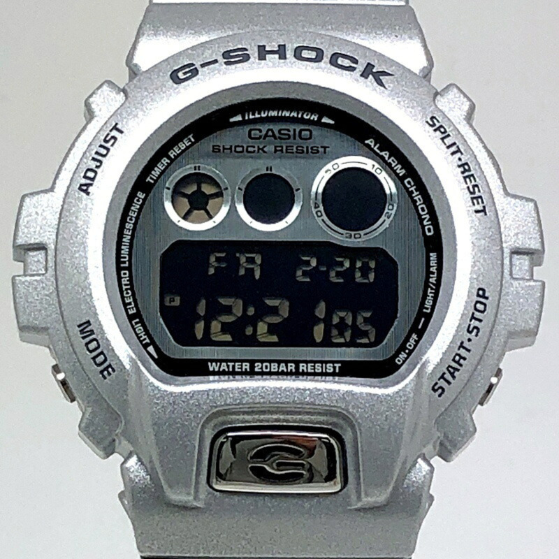 卡西歐 G-SHOCK DW-6930BS-8 手錶,2013 巴塞爾世界鐘錶珠寶展 30 週年紀念版,全球限量 5000 枚,銀色金屬錶殼搭配拉絲錶盤,5 月在 Mikunigaoka 門市發售-0