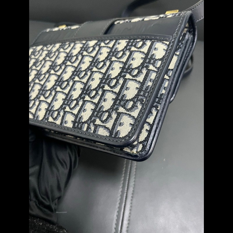 Dior Montaigne medium 
藍色老花 蒙田30中號-10